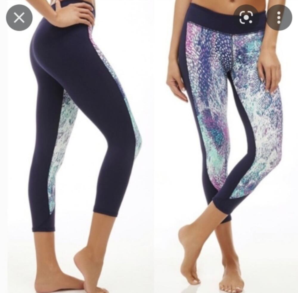 Fabletics Sydney Capri Cropped Leggings S Small Navy Blue Patterned Color Block